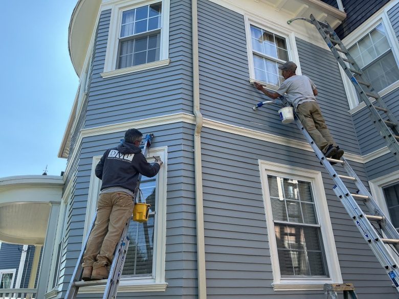 How Do I Prepare My Home for Exterior Painting in Summer?